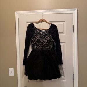 Windsor Formal Black Lace Dress